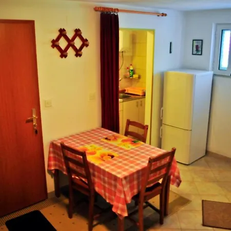 Guest house Kuzmanic 3*