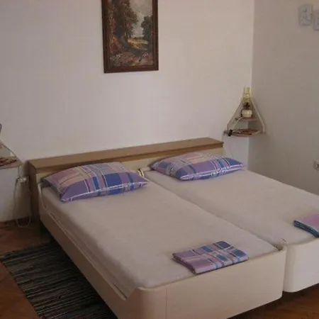Guest house Kuzmanic 3*