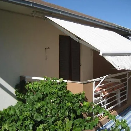 Kuzmanic Guest house 3*