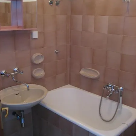 Kuzmanic Guest house Hvar Town